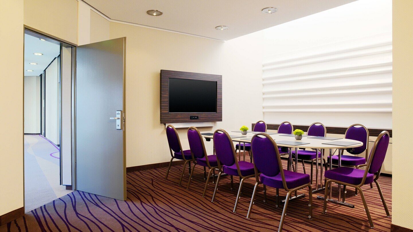 Four Points By Sheraton Munich Arabellapark Hotel Business photo