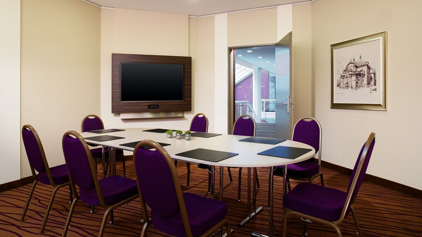 Four Points By Sheraton Munich Arabellapark Hotel Business photo